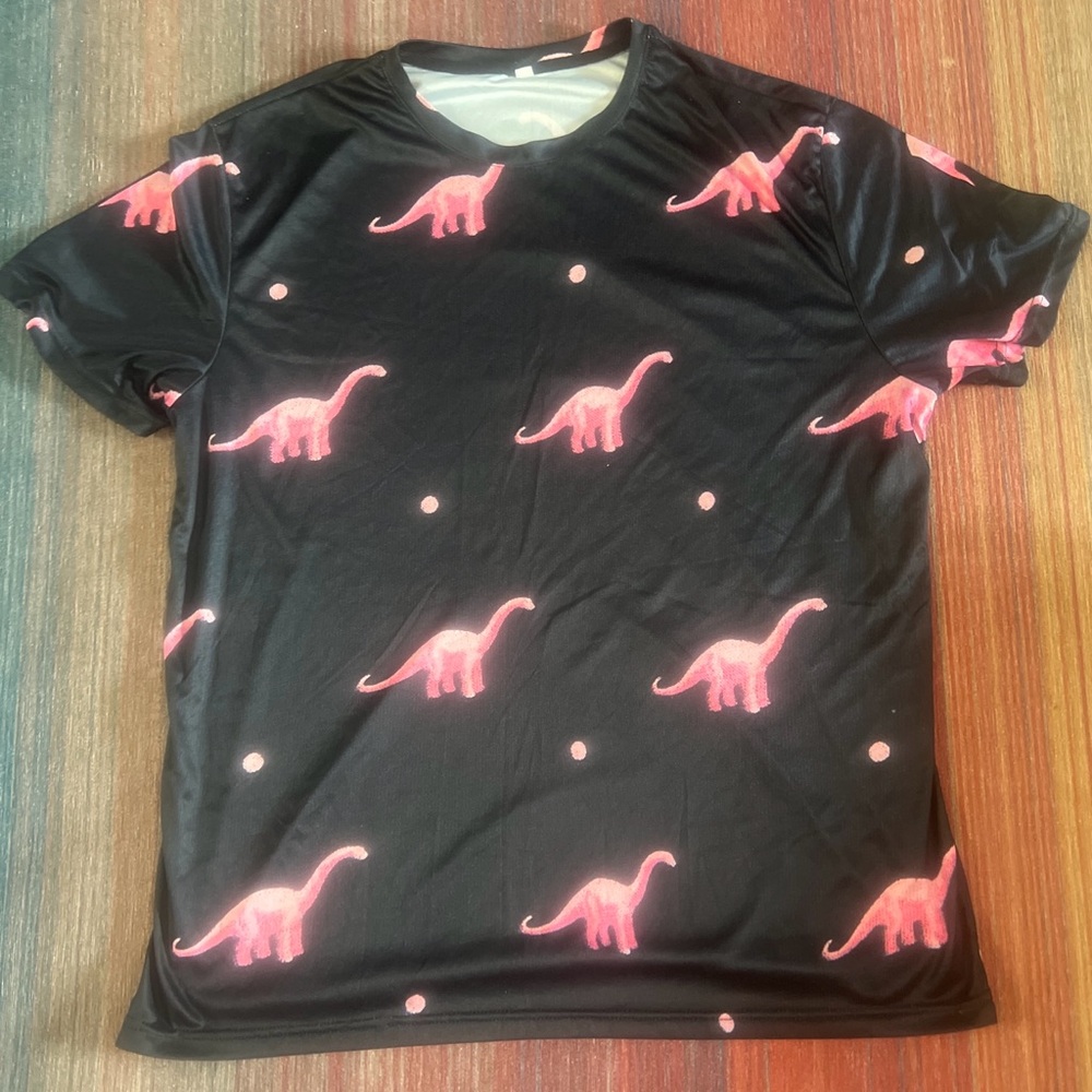 Pink Dinosaur Print T shirt XL  be the envy of all your paleontology friends 😁🙌🏼